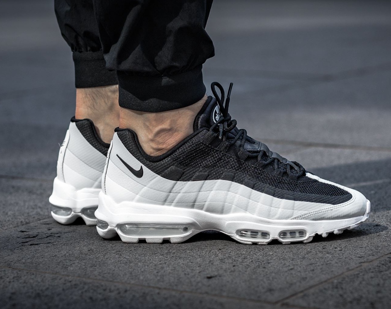 air max 95 essential noir air max 95 essential noir