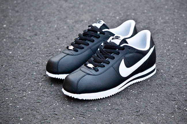 nike cortez foot locker