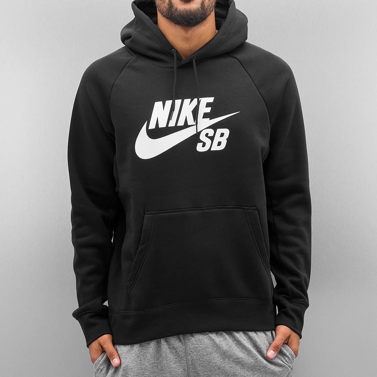 pull nike soldes